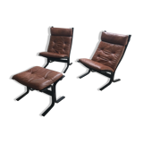 Paire de fauteuils et repose pieds Siesta cuir marron, Ingmar Relling, Westnofa