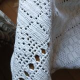 Old crochet bed cover/plaid