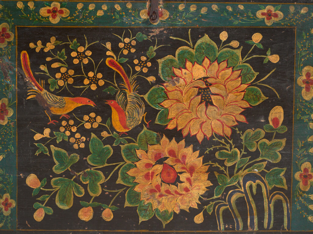 Antique Chinese chest painted in pine wood – China, circa 1900