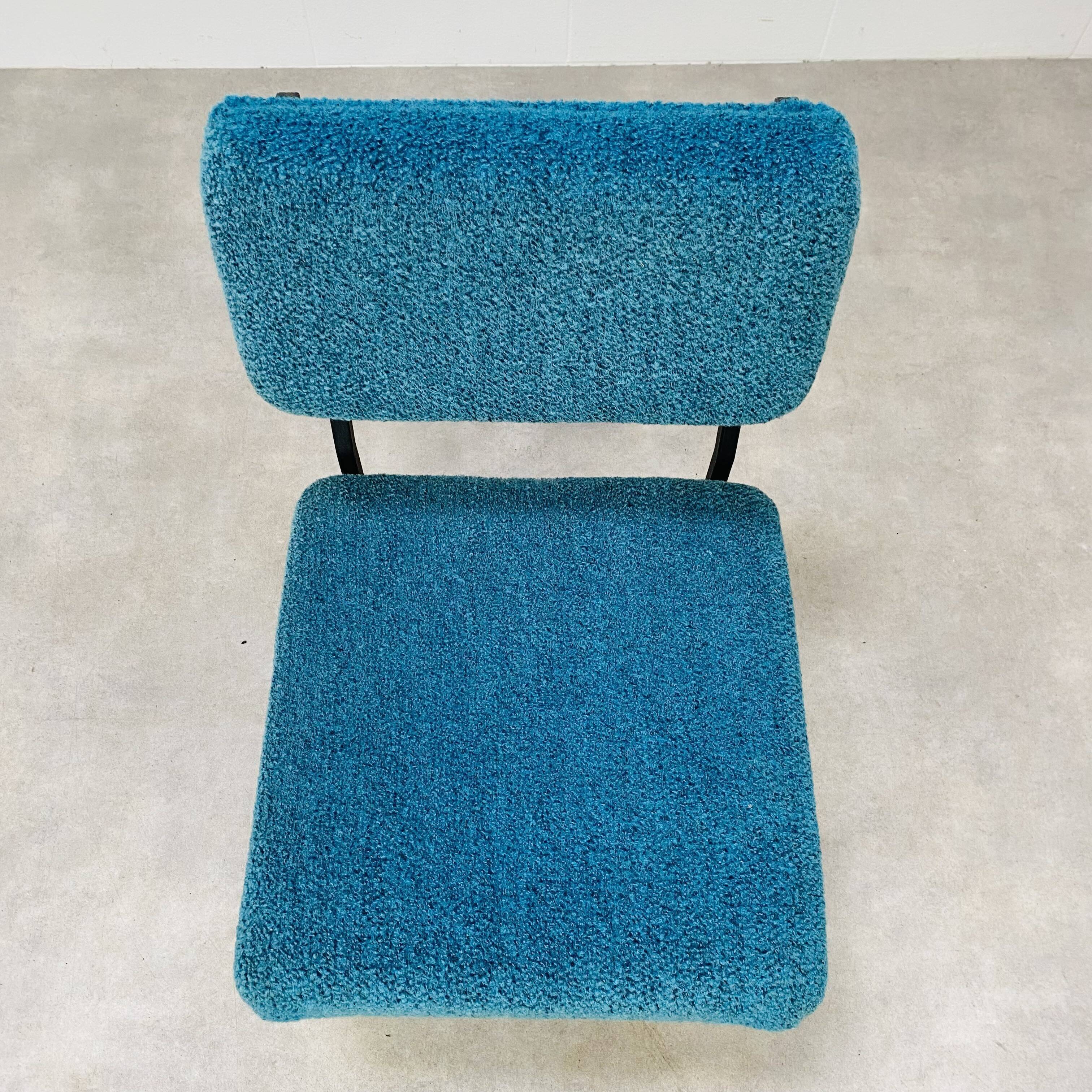 Modernist heater 50s vintage blue buckle fabric