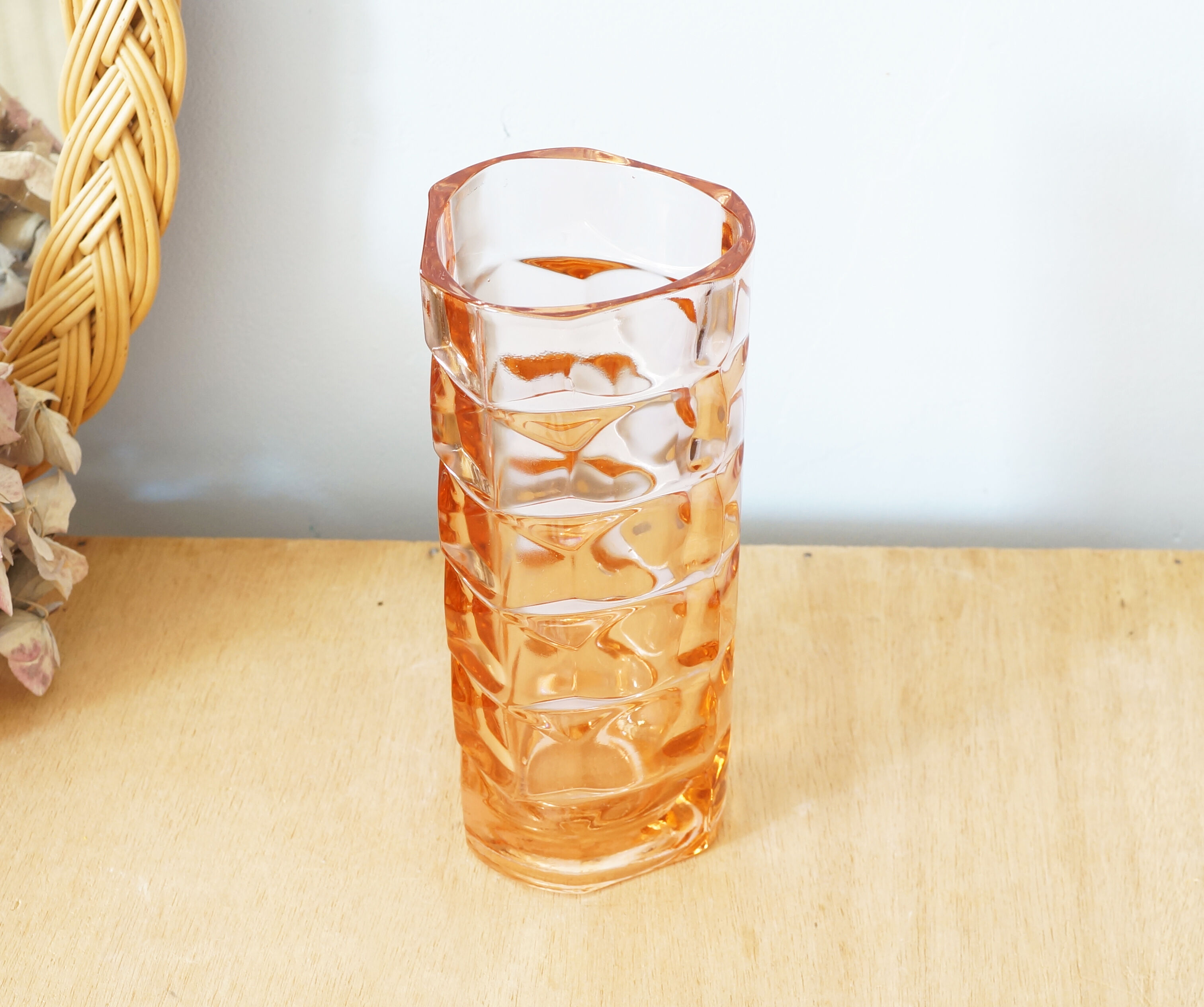 Luminarc type molded glass vase pink color 70s