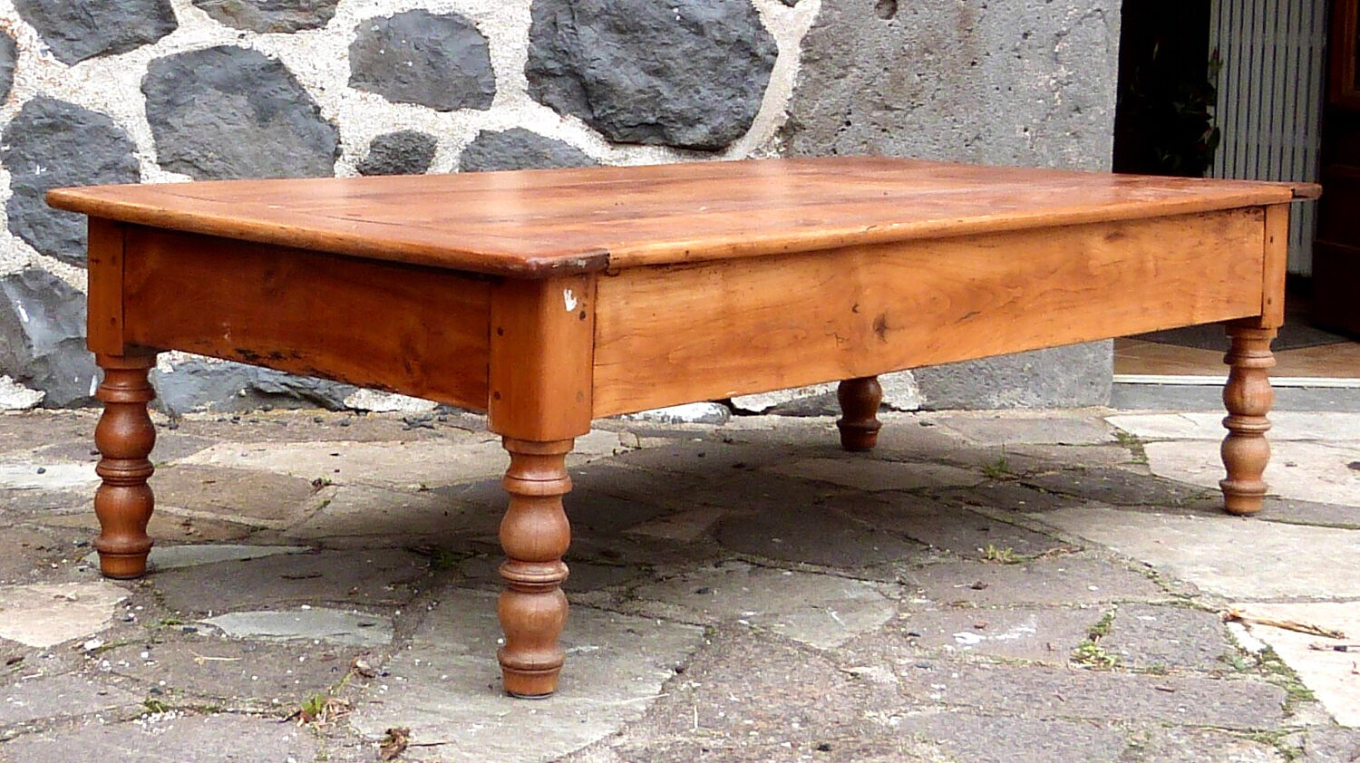 Table basse de ferme