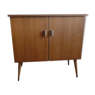 vintage chest of drawers, sewing machine