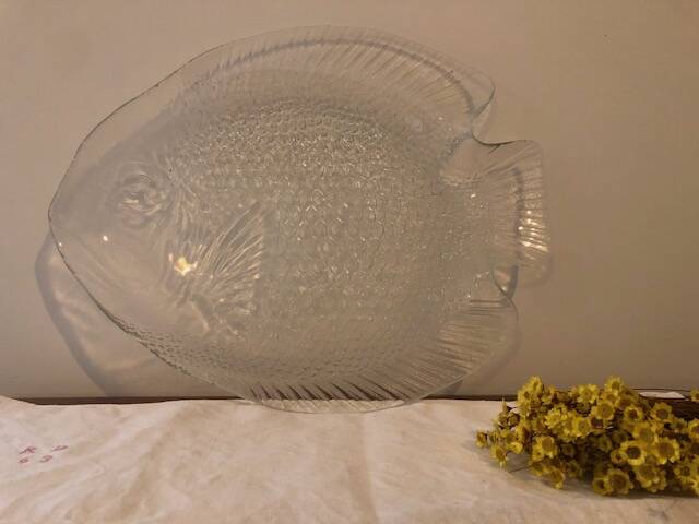 Large vintage glass fish dish