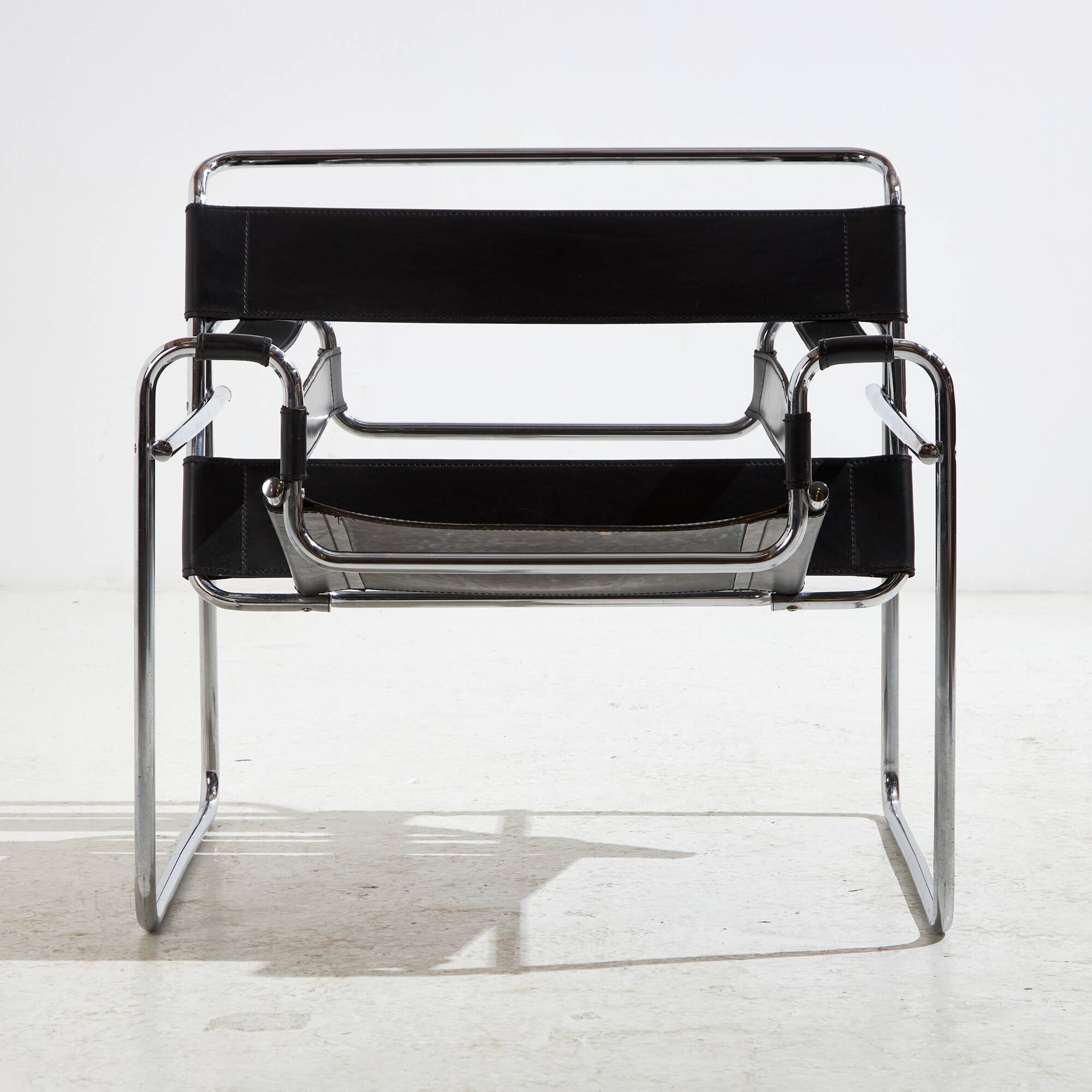 Chaise tubulaire de style Bauhaus (MK10227)