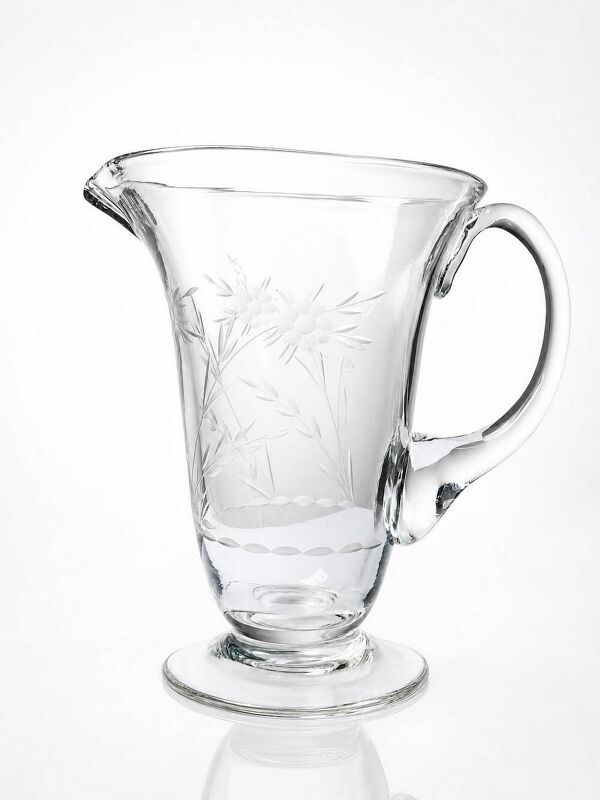Pichet ancien en verre gravé à la roue décor végétal, Bohême, début XXe