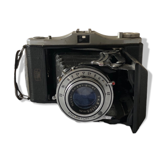 Vintage Zeiss Ikon Nettar Camera