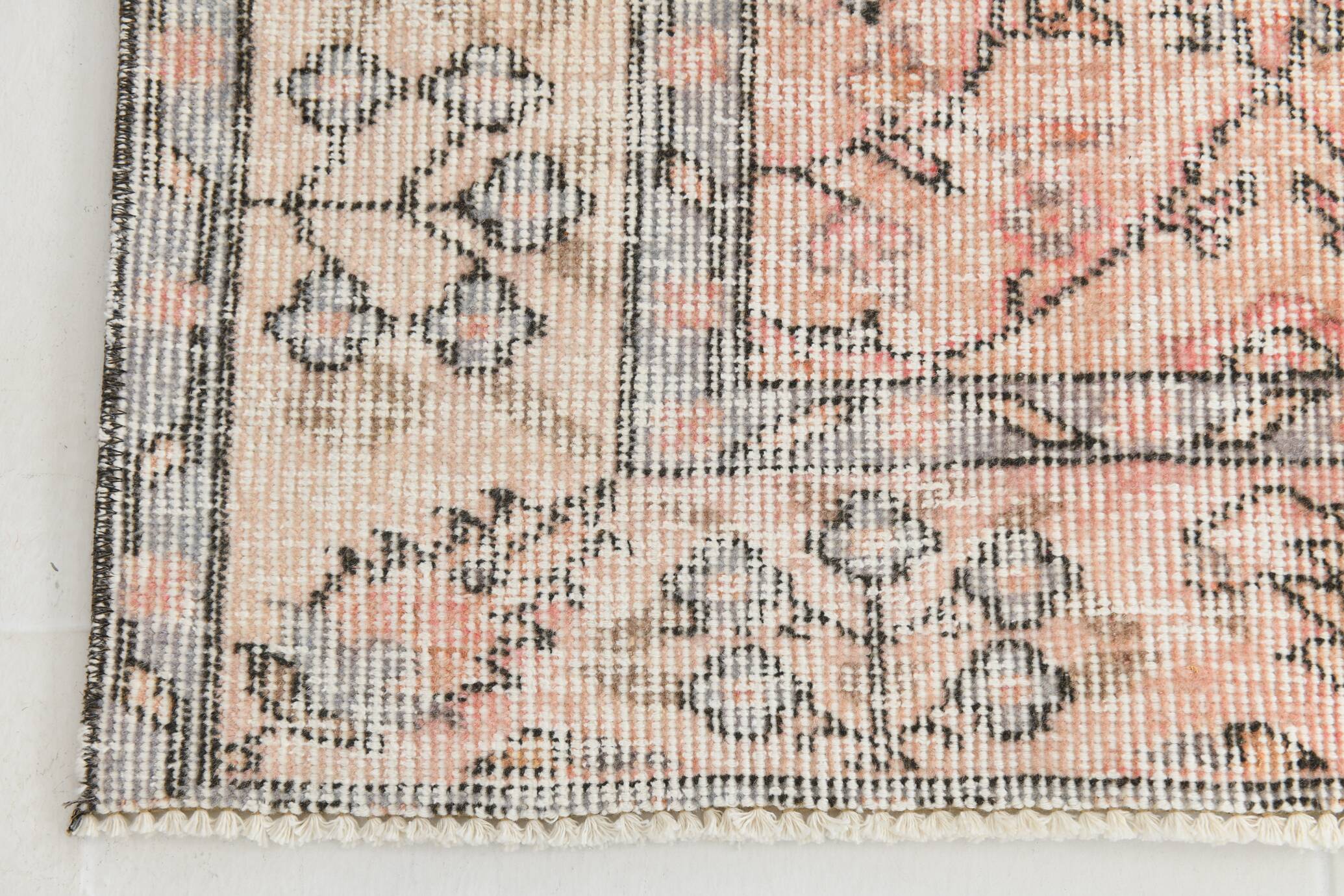 5x8 Faded Pink & Beige Floral Turkish Vintage Rug, 143x248 Cm