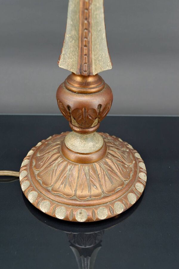 Lampe Art Deco en bois peint vert et patine cuivrée, France, Circa 1920