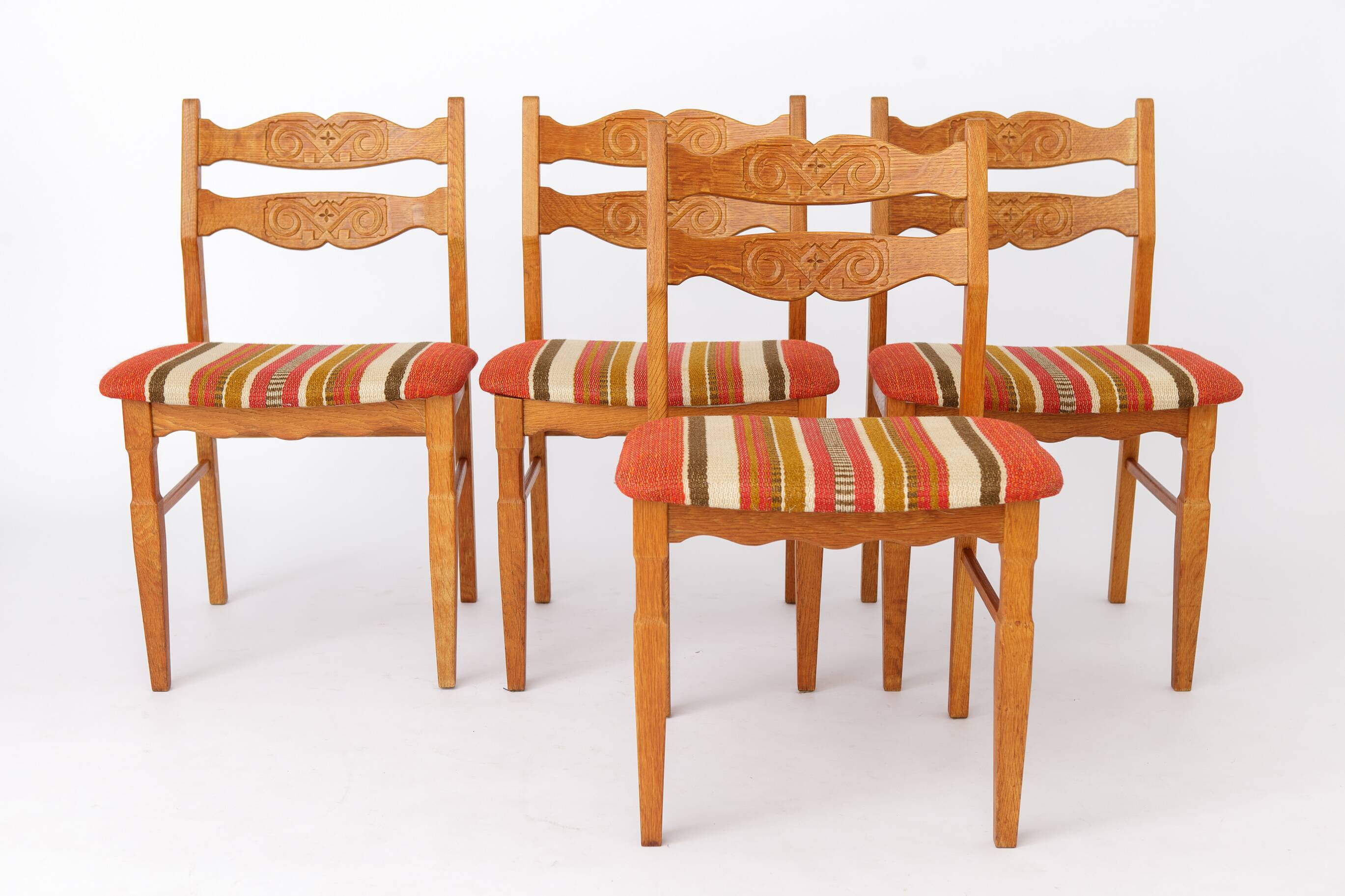 Set of 4 Henning Kjærnulf Oak Dining Chairs | Danish | EG Møbler | 1970s
