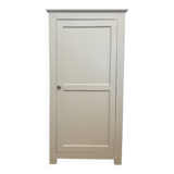 Petite armoire parisienne