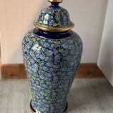 Decorative porcelain vase