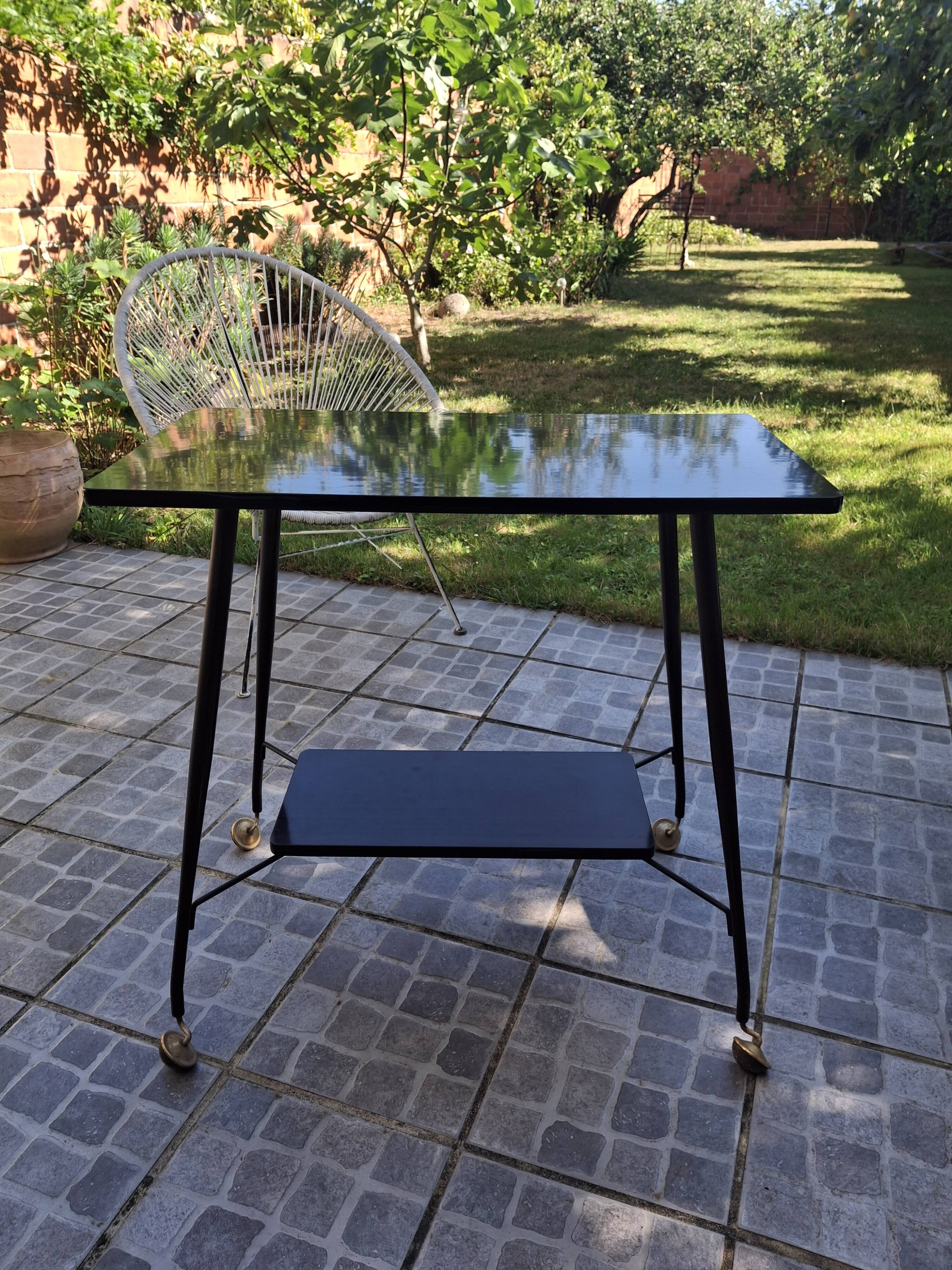 Vintage rolling dessert trolley