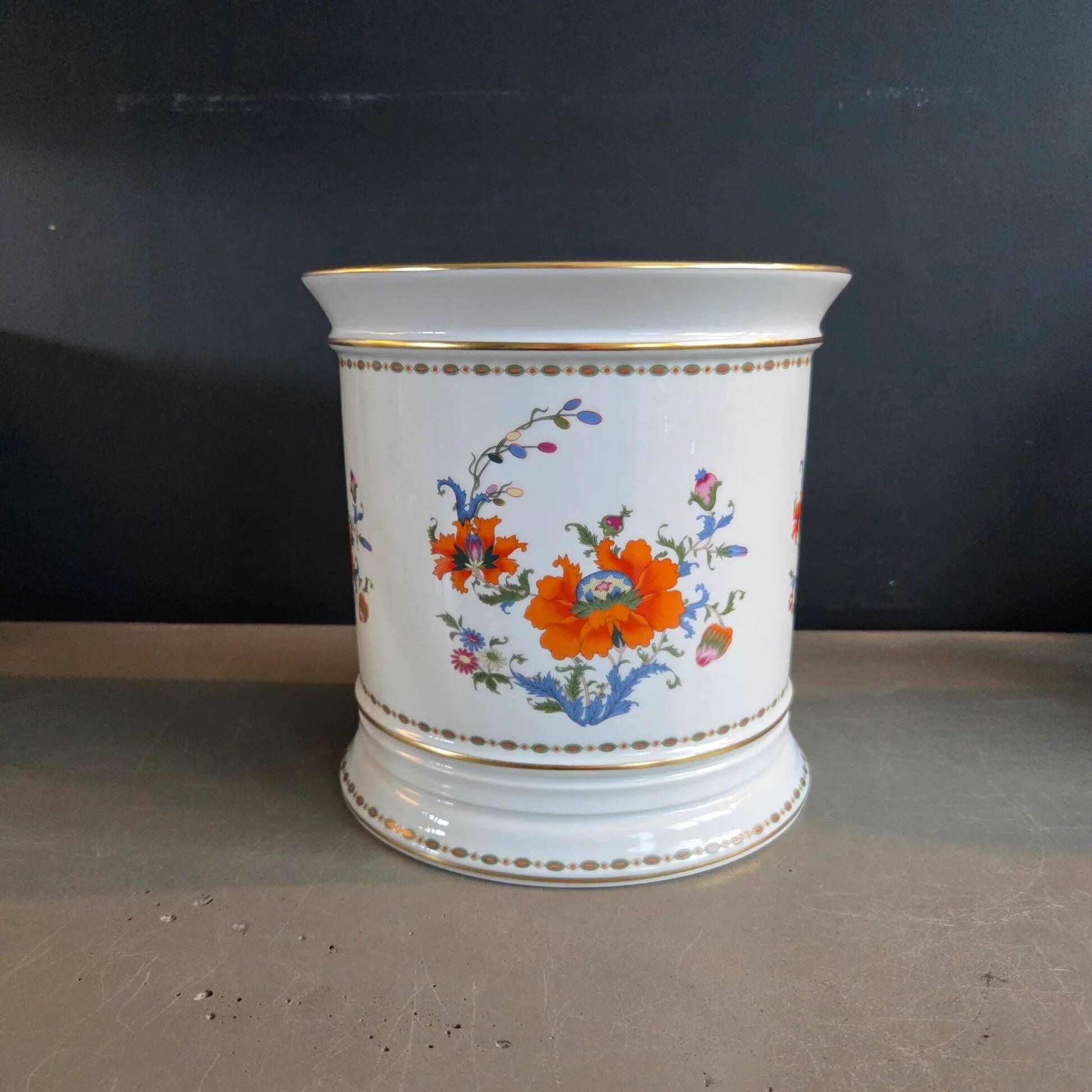 Cache-pot in Limoges porcelain – Raynaud & Cie