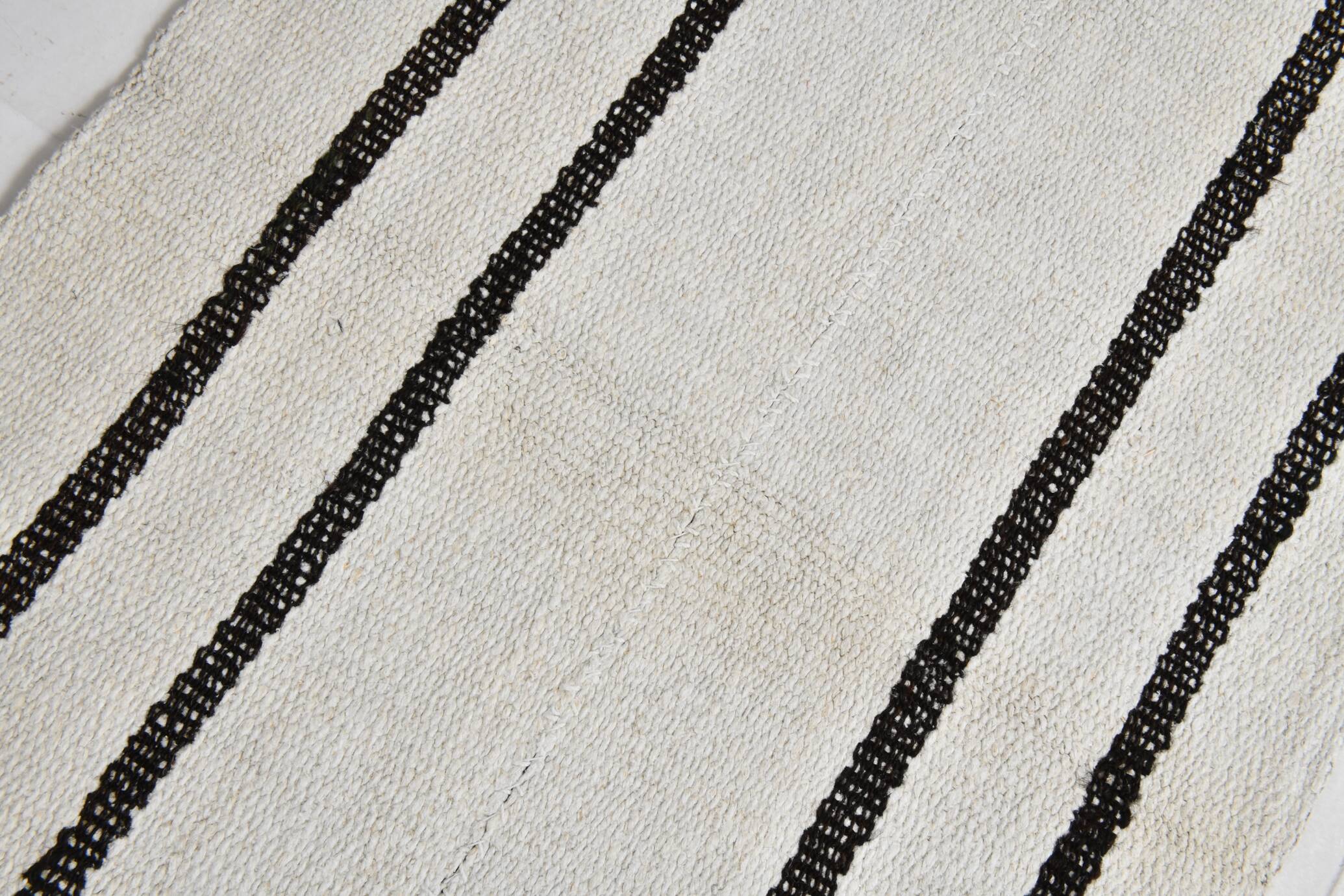 White Black Modern Striped Vintage Runner Rug, 68x276Cm