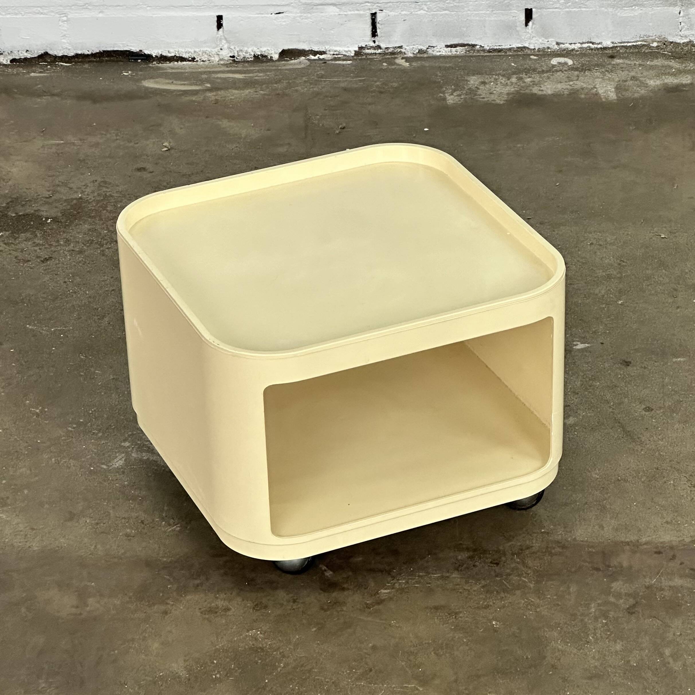 Componibili trolley / cabinet by Anna Castelli Ferrieri for Kartell