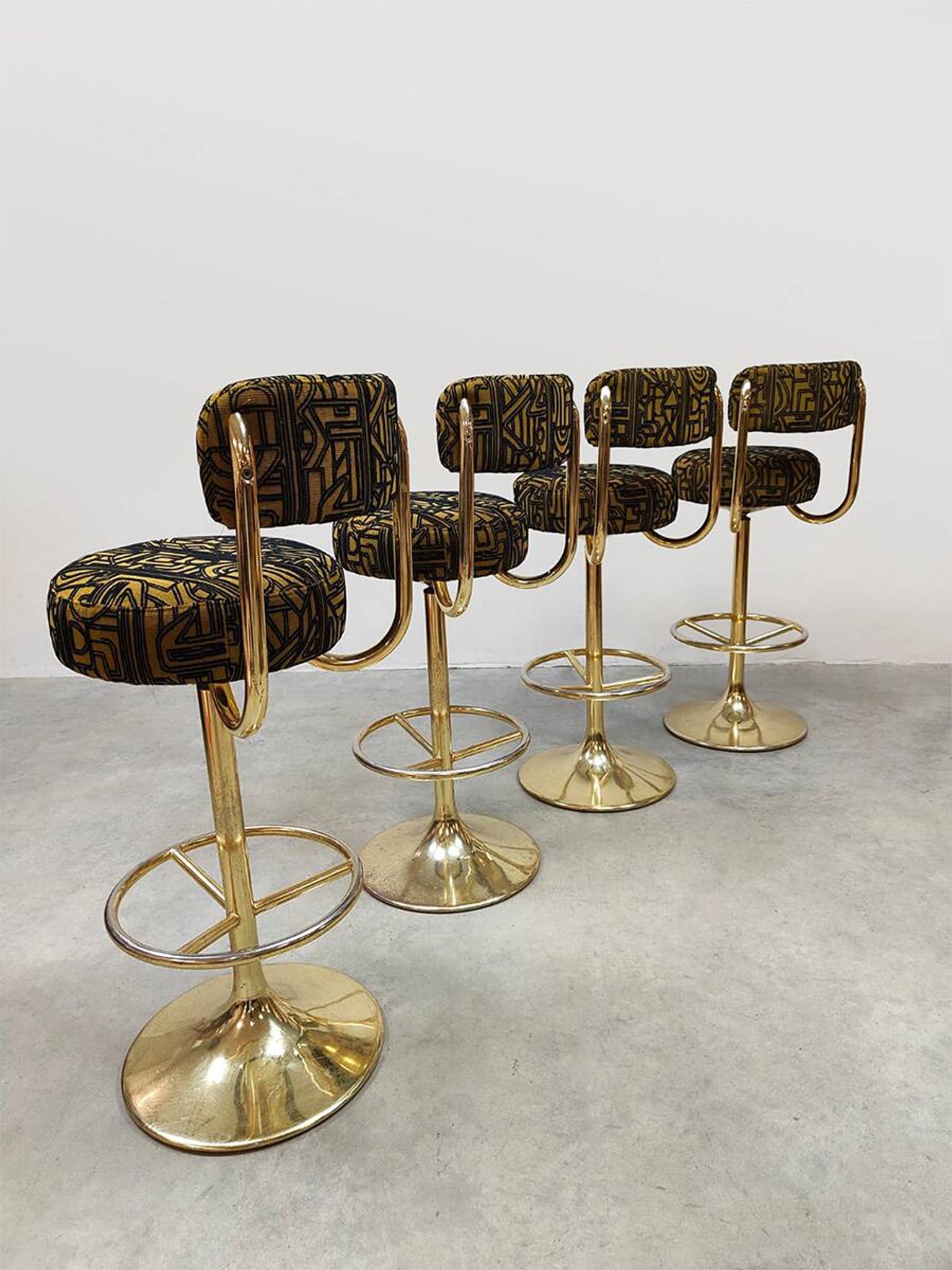 Vintage Swedish design Cobra barstools Borje Johanson ‘Art Deco print’