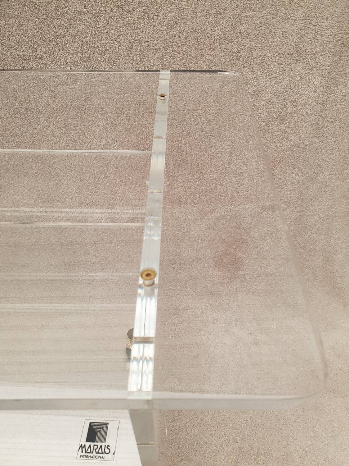 Meuble hi-fi  plexiglas Marais International