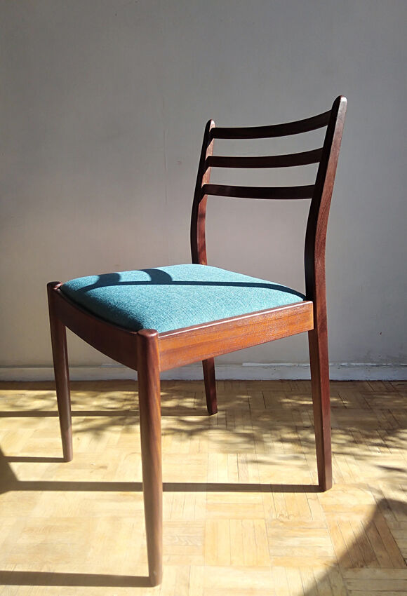 Set of 4 teak chairs 1960/1970