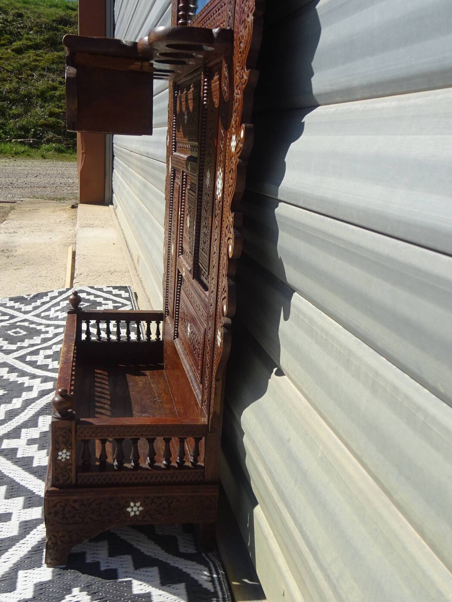 Old Syrian entrance furniture