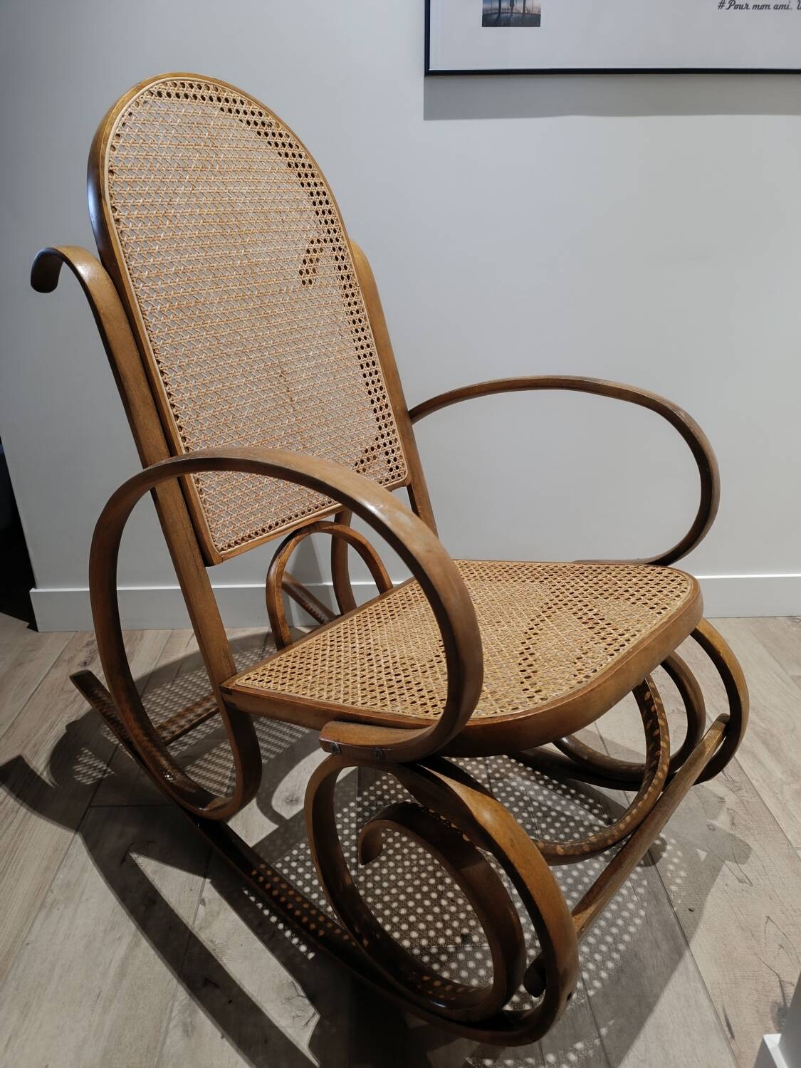 Vintage rocking chair