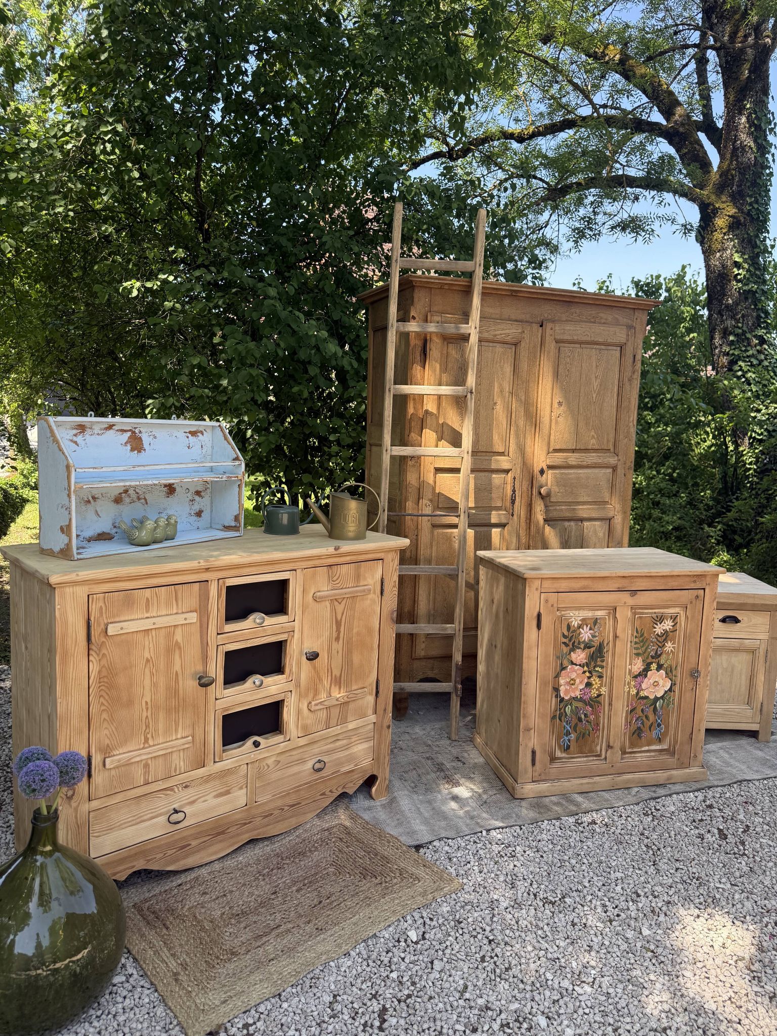 Meuble de rangement / Buffet pin massif