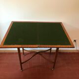 Wallet game table