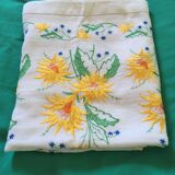 Nappe vintage brodée