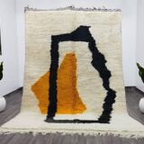 Magnificent handmade rug 270cm x 170cm