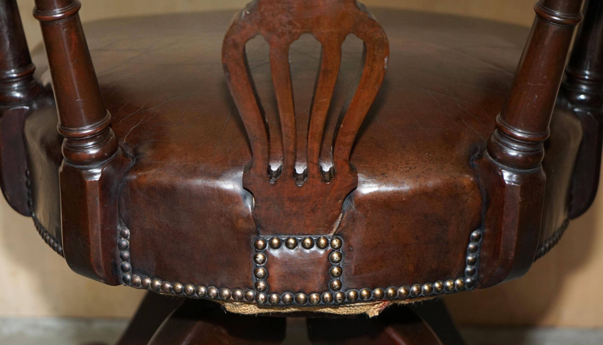 Fauteuil capitaine victorien antique cuir