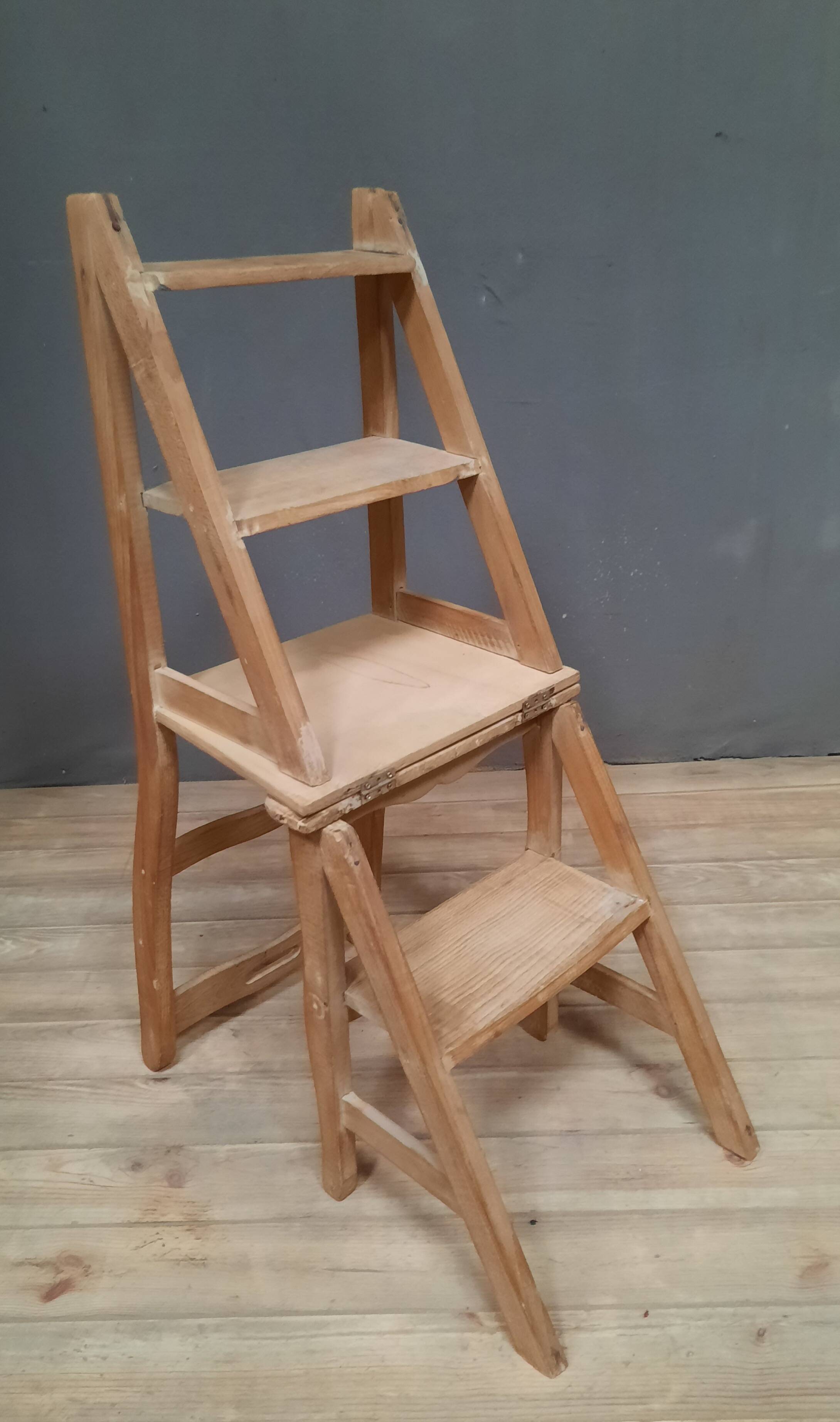 Stepladder chair