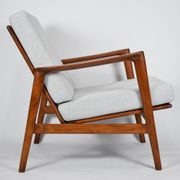 Fauteuil original restauré, tissu gris clair, années 1960, usine de meubles Swarzedzka