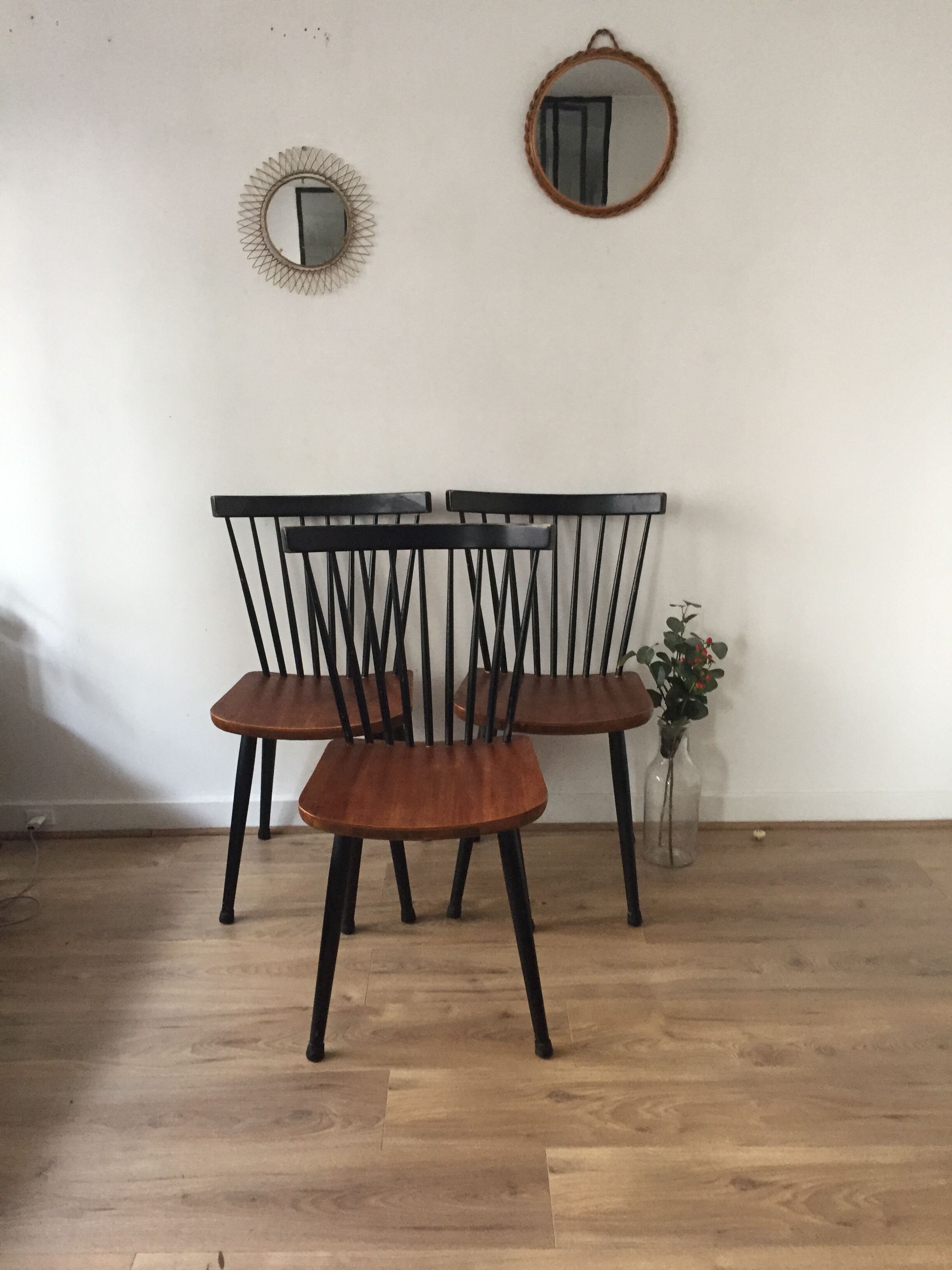 Series of three chairs Stol Kamnik