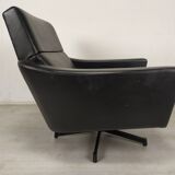 Fauteuil pivotant skaï vintage