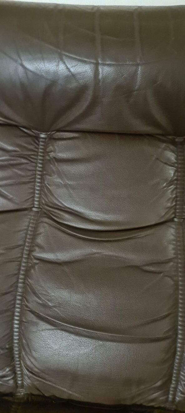 Vintage leather stressless reclining chair