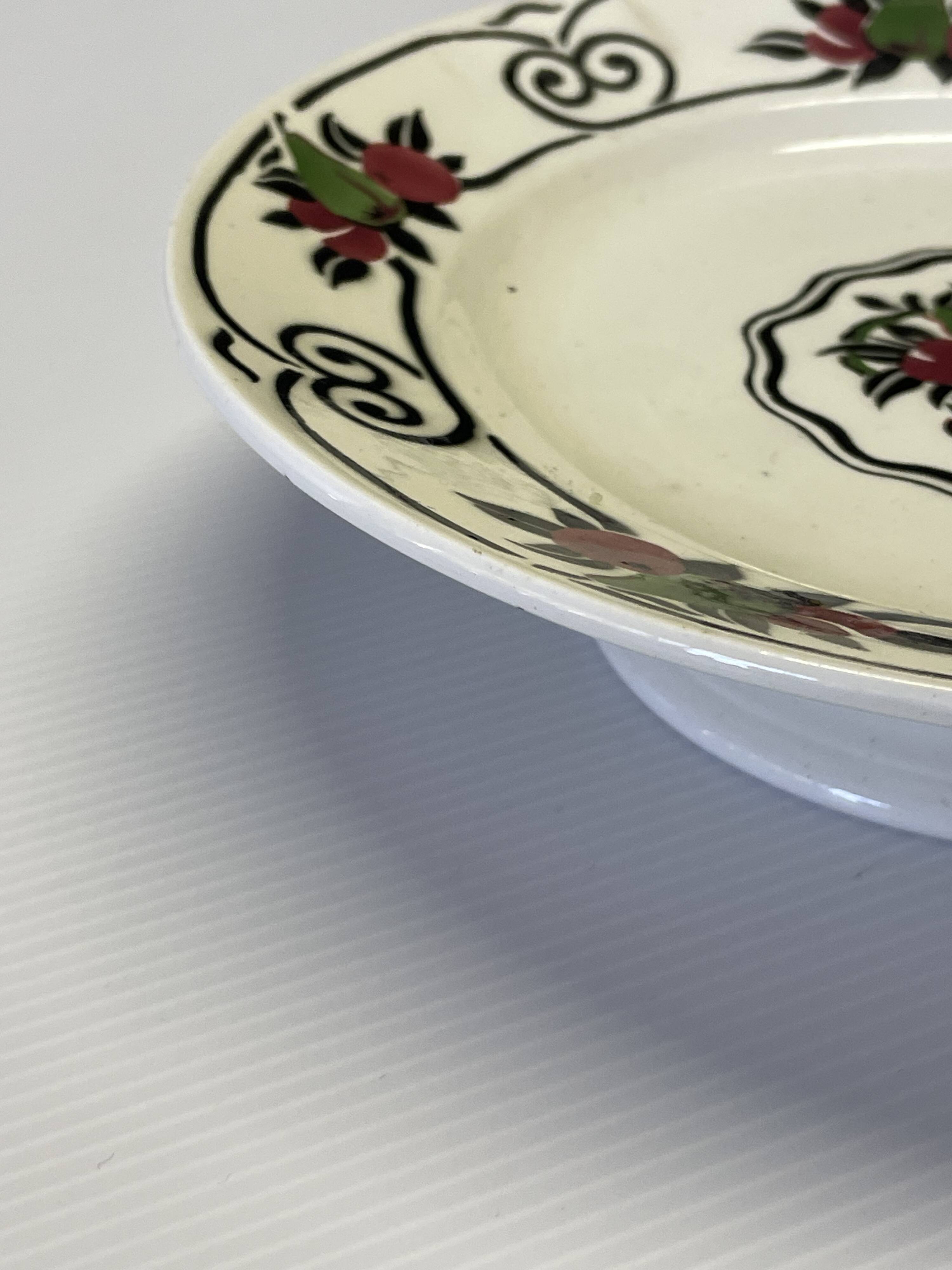 Nice footbath from Boch Lalouvière model "Melba" in good condition.