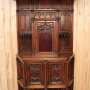 Credence in walnut 19th neo-gothic flamboyant