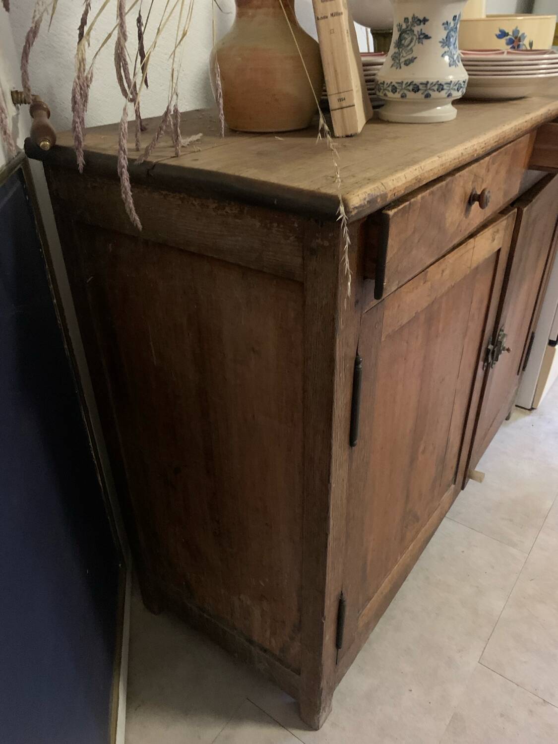 Farmhouse buffet
