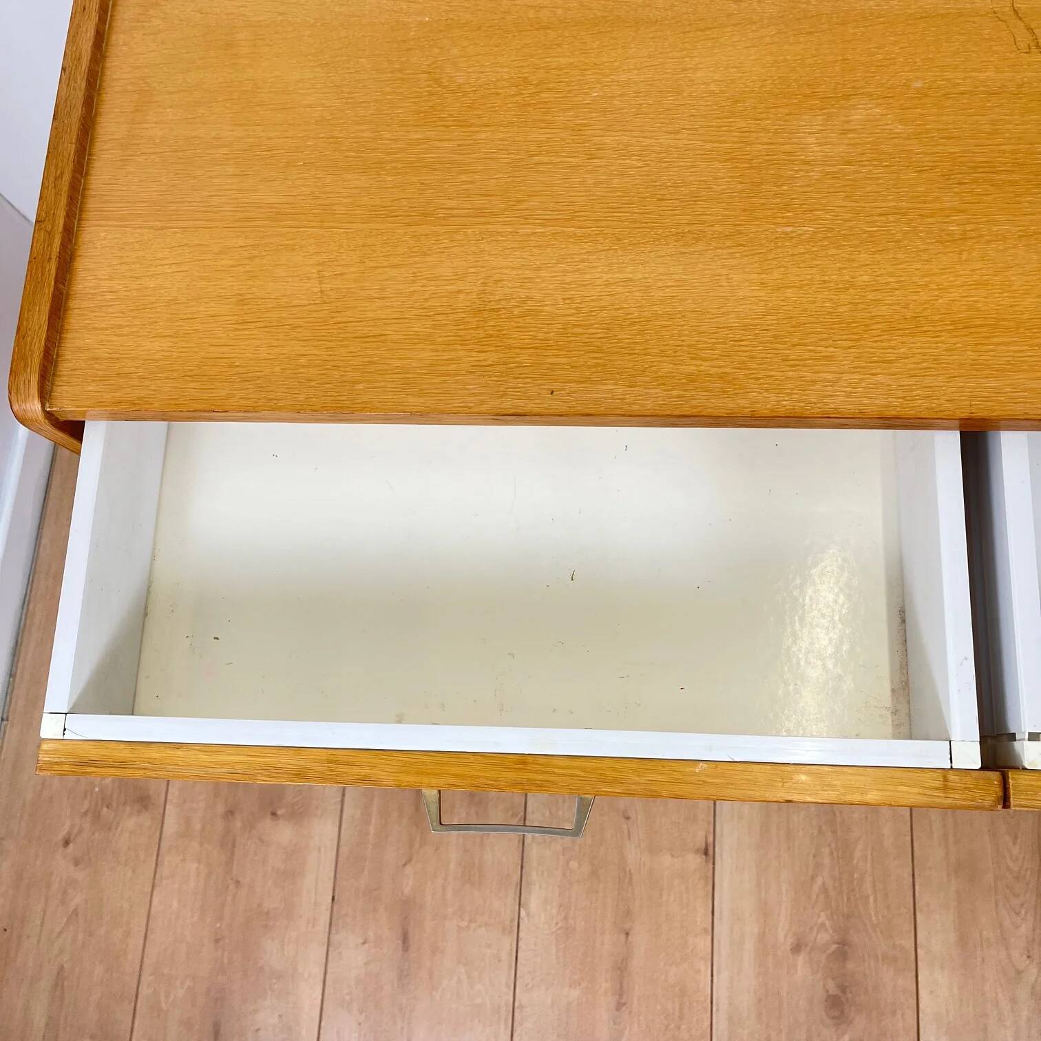 Buffet bas vintage en bois clair, 1960/70