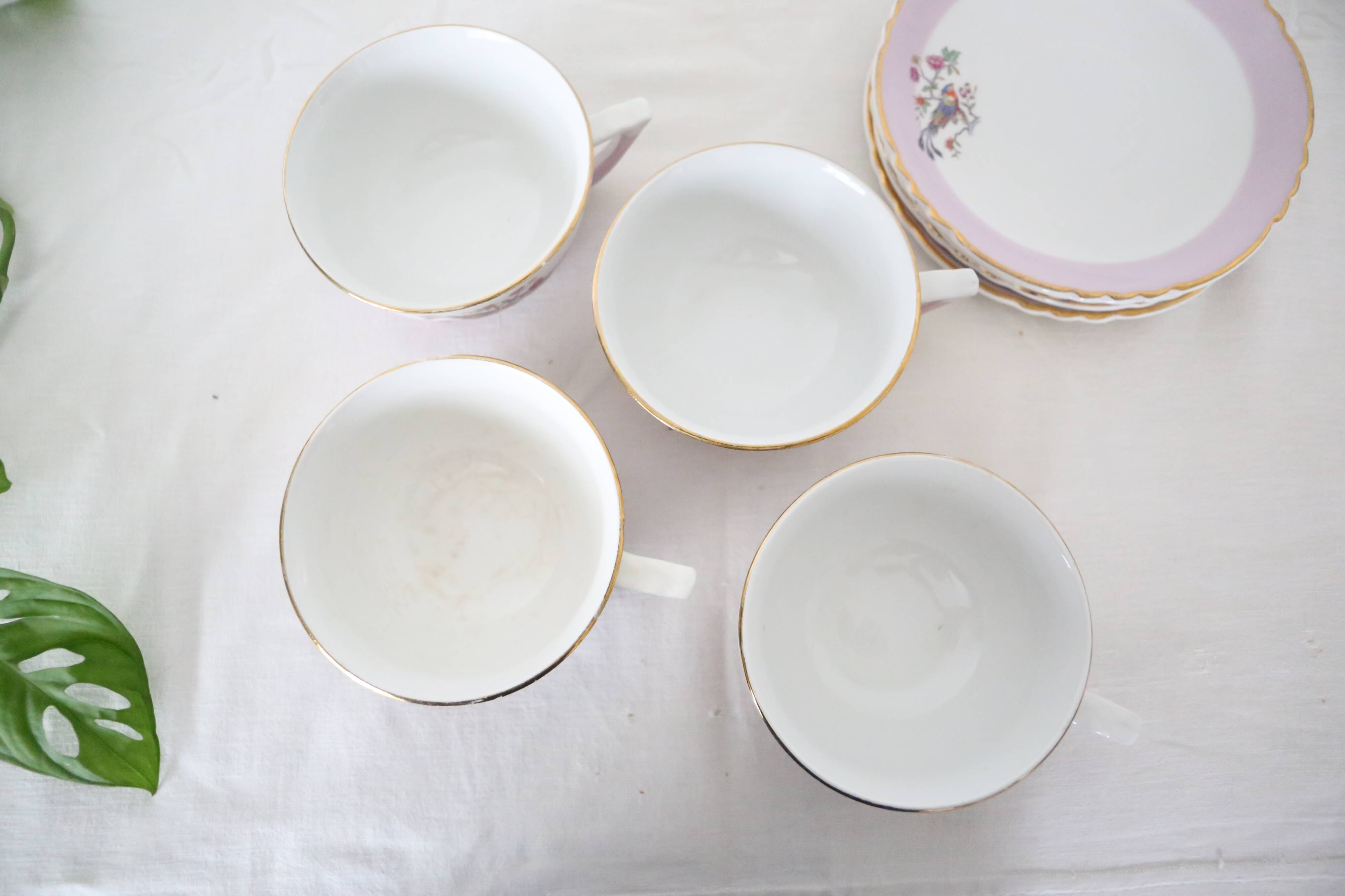 Set of 4 cups and sub-cups Moulin des Loups, vintage