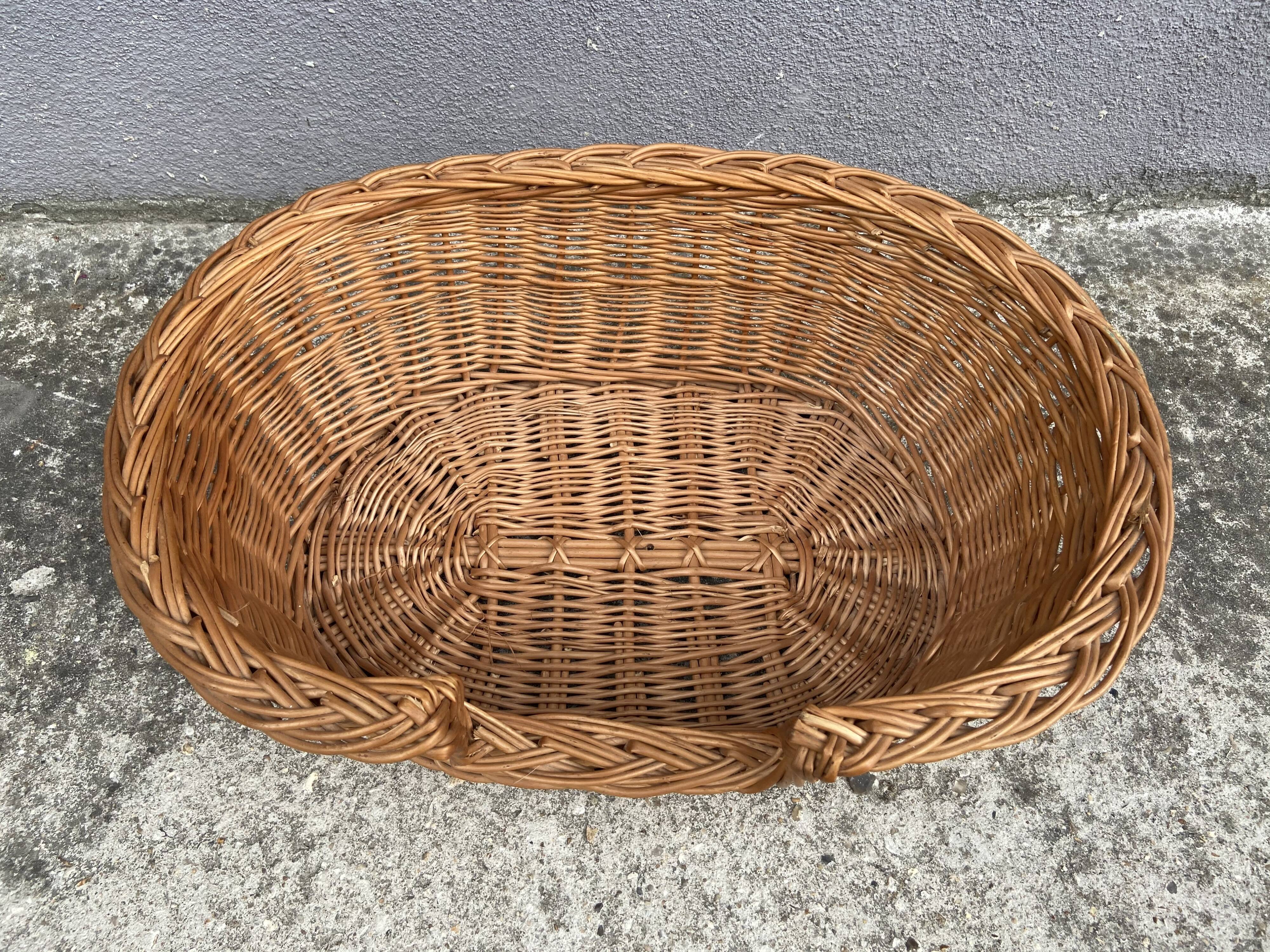 Wicker basket