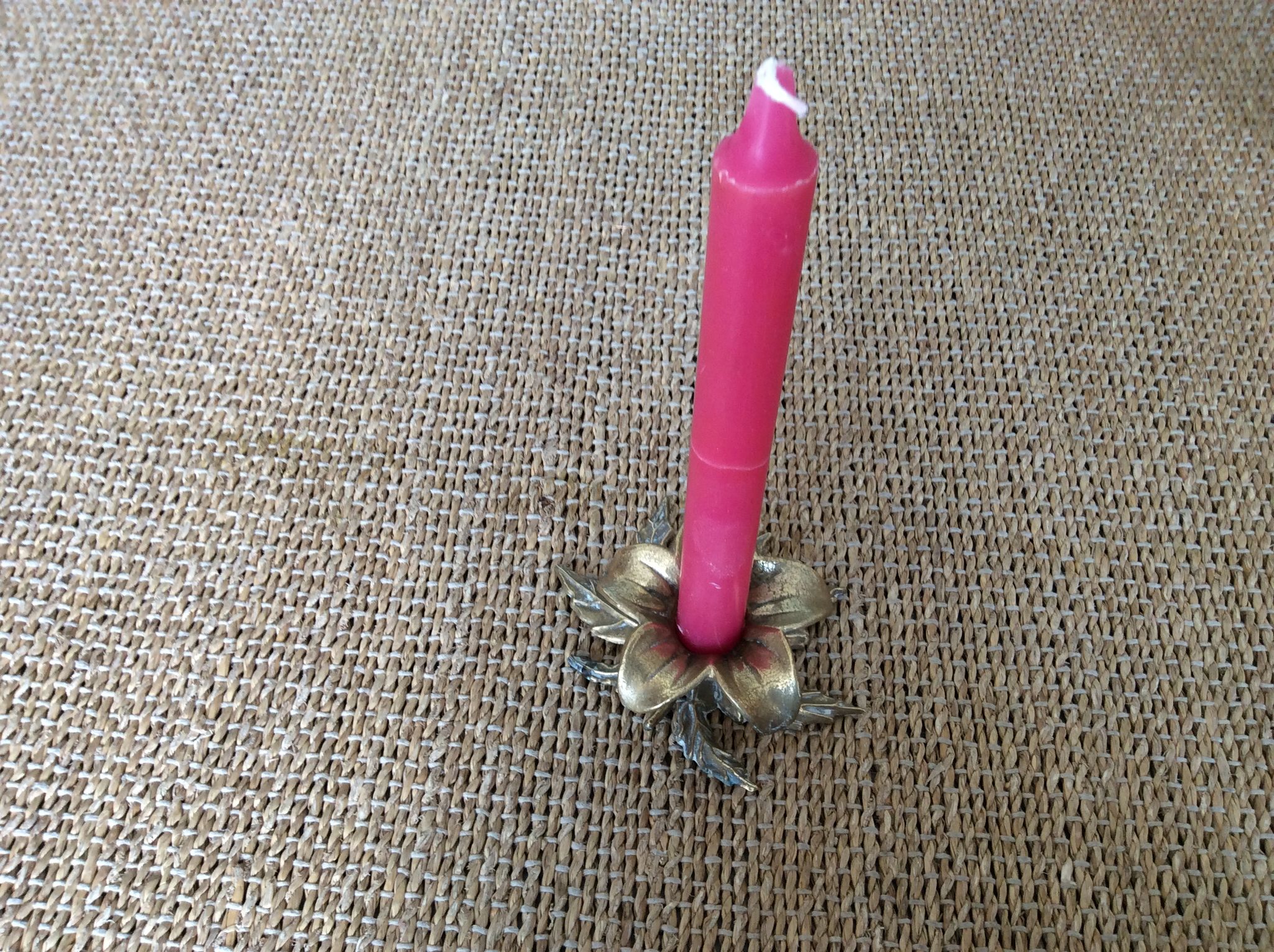 Bougeoir fleur en bronze doré