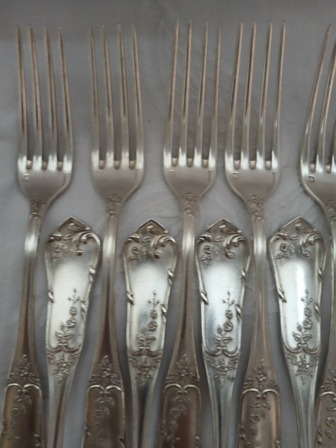 36 antique silver-plated cutlery sets "Boulenger"