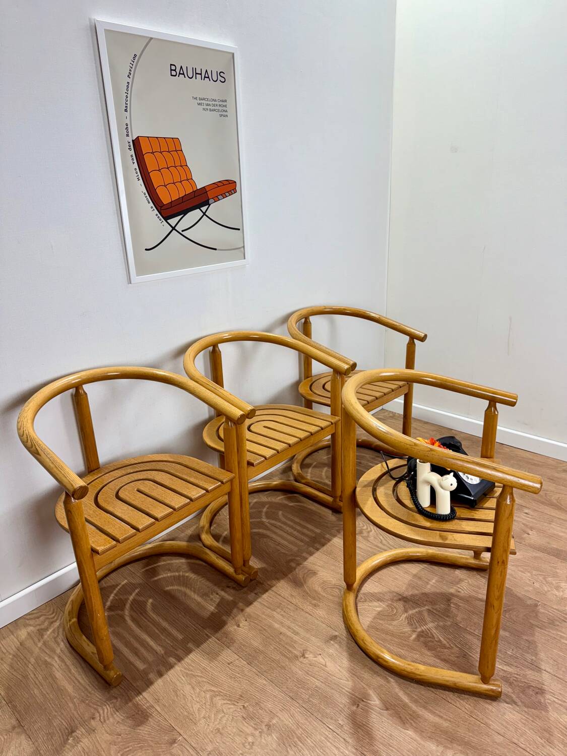 Allmilmö armchairs