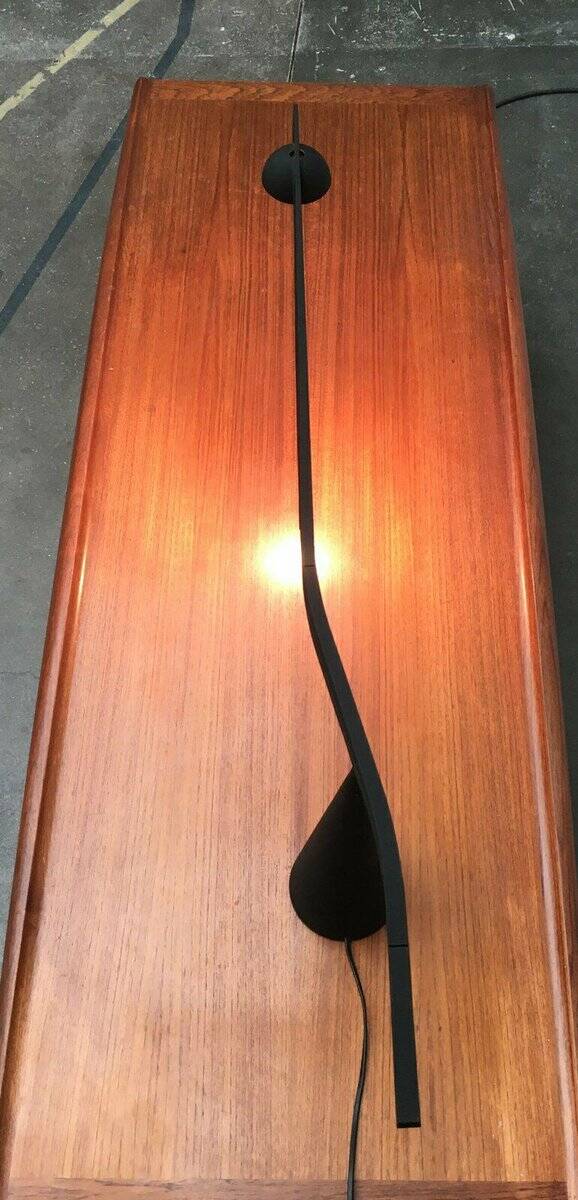 Postmodern Italian table lamp model Tabla by Mario Barbaglia and Marco Colombo for Italiana Luce, 1980s.