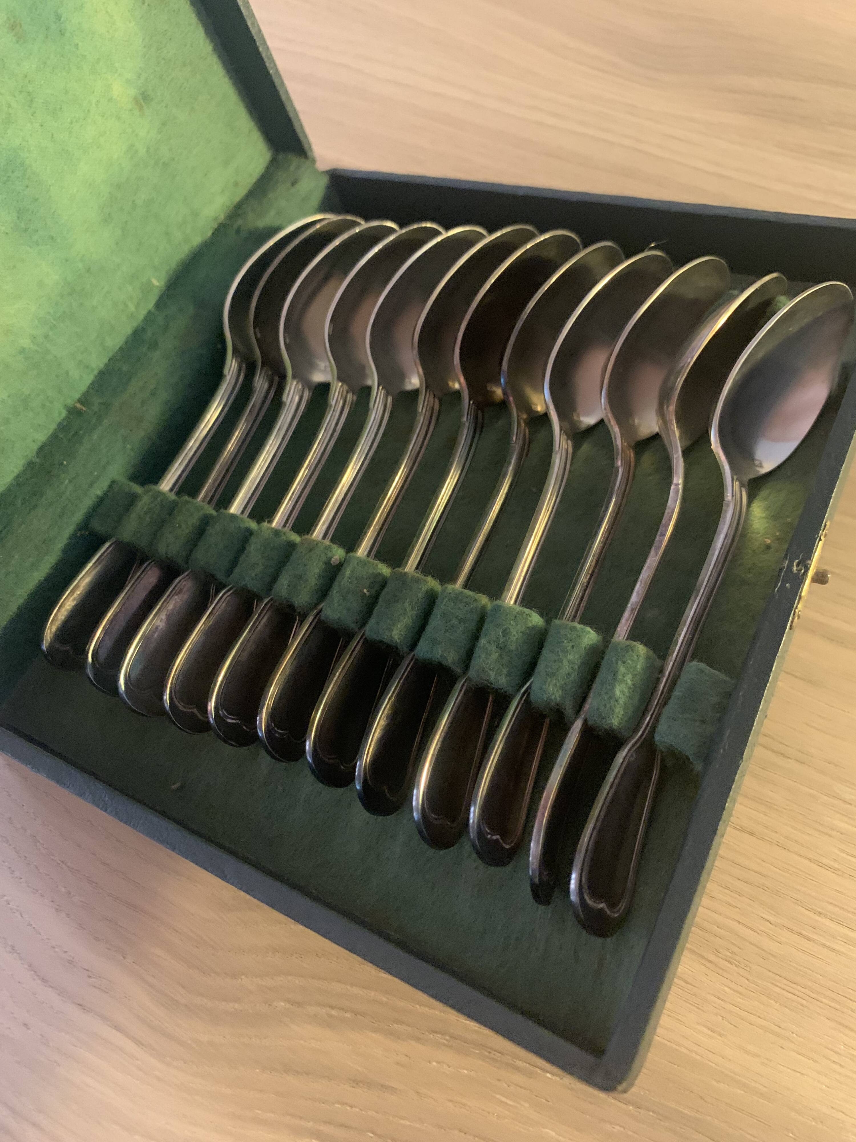 Coffee spoon service