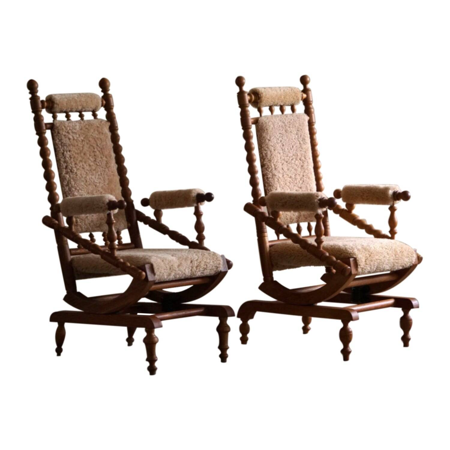 Pair of sculptural Danish modern rocking chairs in lambswool and oak, brutalist, 1950.