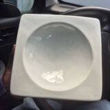 Vide-poche carré Virebent en porcelaine blanche, France années 1970
