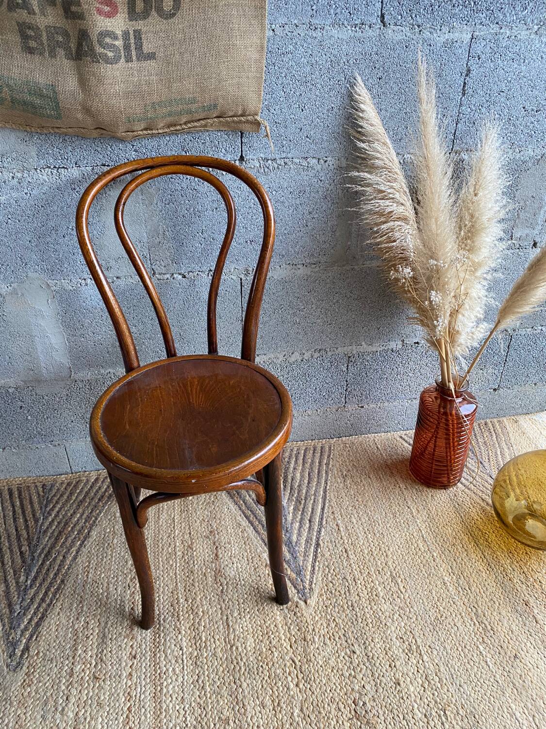 Mundus Vienna Austria curved wood bistro chair