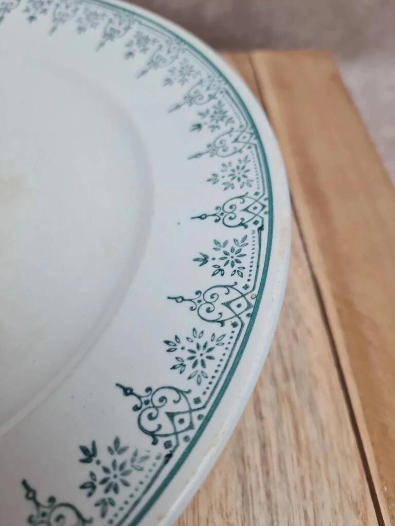 Antique Saint-Amand pedestal compote model 4500 – delicate green decoration